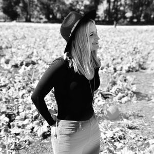 Meet your Posher, Kaitlin